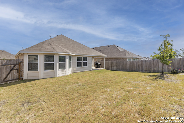 Image 34 of 40 For 7302 Cimarron Lake
