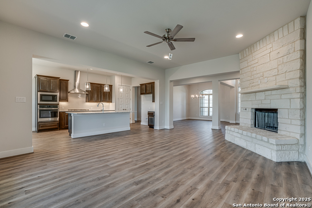 Image 12 of 30 For 5014 Estates Oak Way