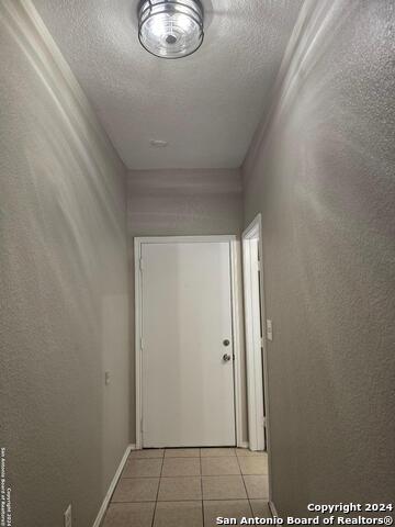 Image 8 of 9 For 907 Sw 37th St  B