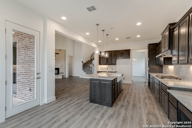 Listing photo id 15 for 5231 Everly Terrace