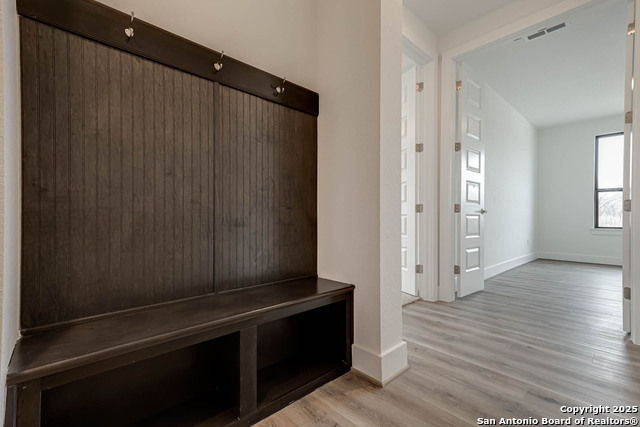 Listing photo id 16 for 5231 Everly Terrace