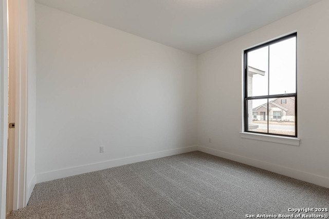 Listing photo id 22 for 5231 Everly Terrace