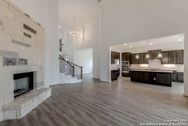 Listing photo id 6 for 5231 Everly Terrace