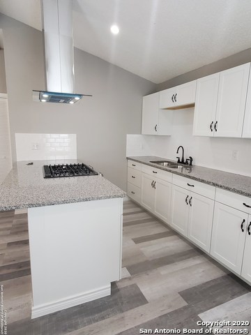 Image 4 of 4 For 1024 Woodlawn W 7