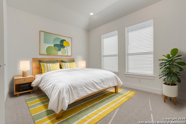 Listing photo id 25 for 5240 Estates Oak Way