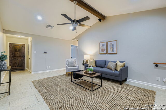 Listing photo id 4 for 9322 Valley Ridge