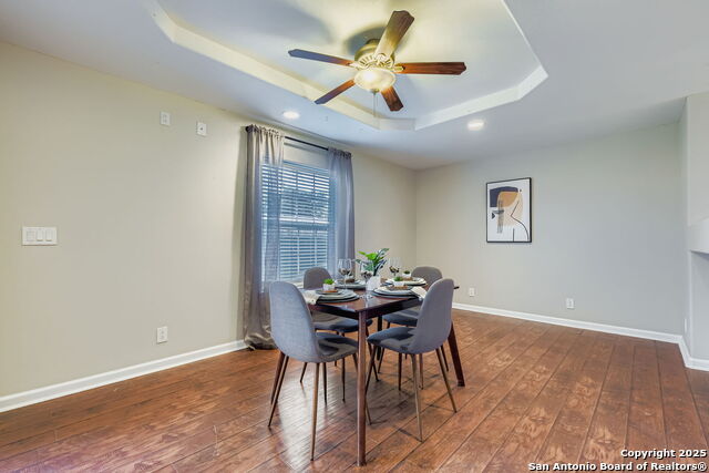 Listing photo id 5 for 9322 Valley Ridge
