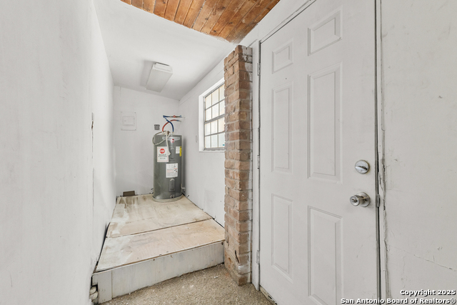 Image 13 of 28 For 1222 Harding W
