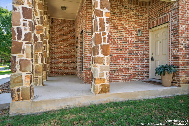 Image 4 of 27 For 105 Rhew Place