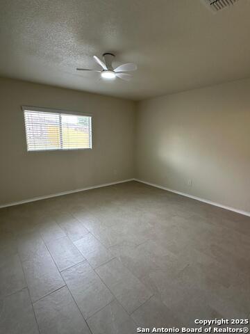 Listing photo id 18 for 25346 Colt