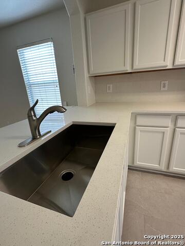 Listing photo id 5 for 25346 Colt