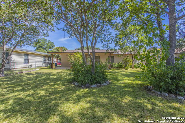 Image 15 of 16 For 830 Petaluma E