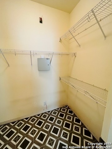 Image 11 of 18 For 6239 Parkland Oaks Dr