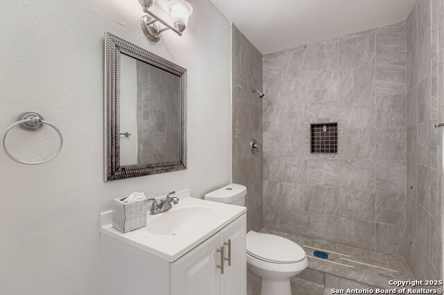Image 17 of 28 For 1511 Arroya Vista