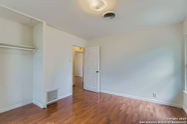 Image 19 of 28 For 1511 Arroya Vista