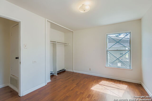 Image 20 of 28 For 1511 Arroya Vista