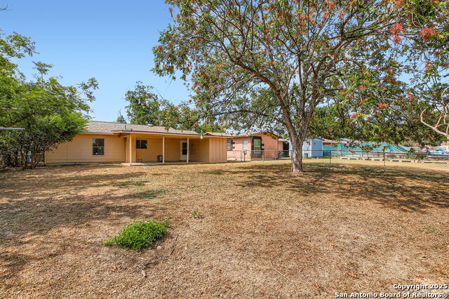 Image 23 of 28 For 1511 Arroya Vista
