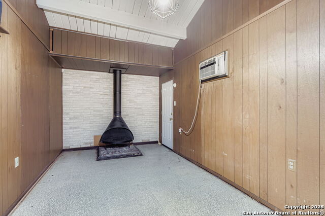 Image 4 of 28 For 1511 Arroya Vista