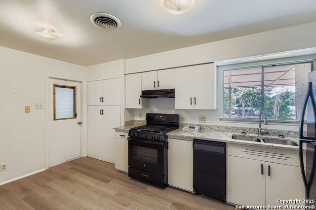 Image 7 of 28 For 1511 Arroya Vista