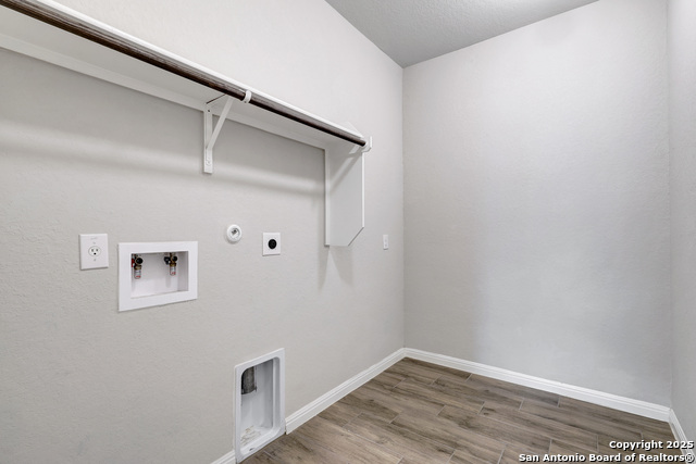 Image 25 of 30 For 32144 Cardamom Way