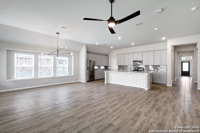 Image 9 of 30 For 32144 Cardamom Way