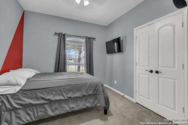 Image 20 of 26 For 327 Amaryllis