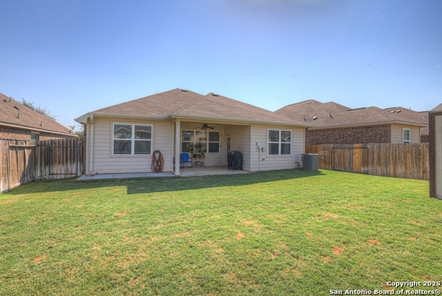 Image 24 of 26 For 327 Amaryllis