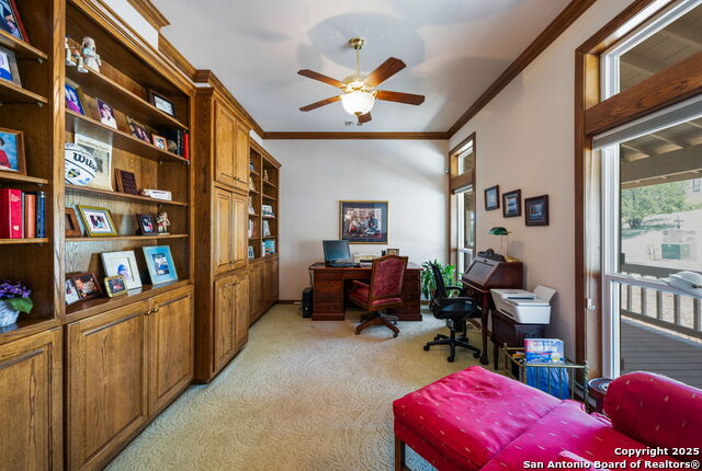 Listing photo id 10 for 408 Highlands