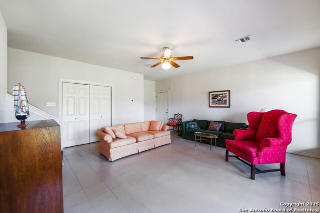 Listing photo id 29 for 408 Highlands