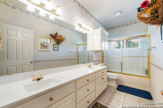 Listing photo id 31 for 408 Highlands