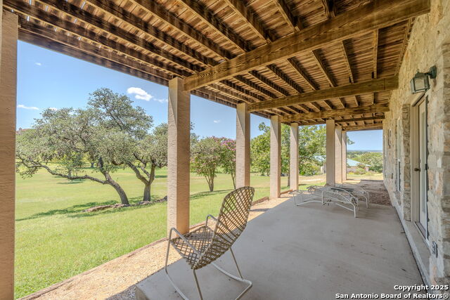 Listing photo id 36 for 408 Highlands