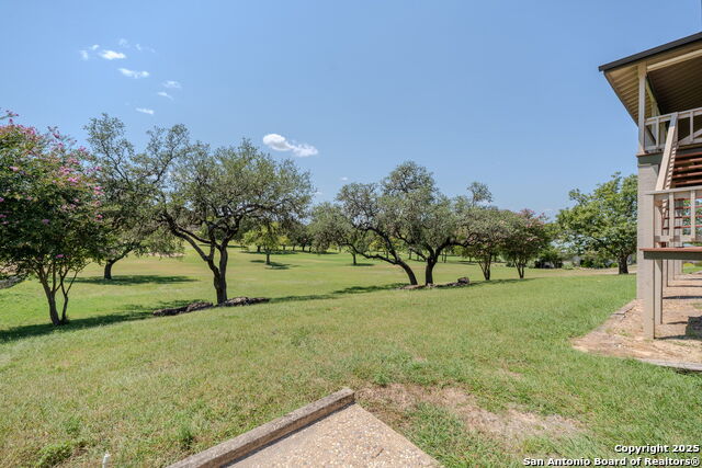 Listing photo id 40 for 408 Highlands