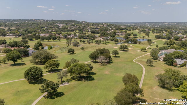 Listing photo id 46 for 408 Highlands