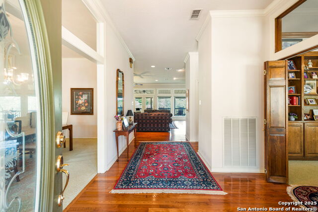 Listing photo id 3 for 408 Highlands