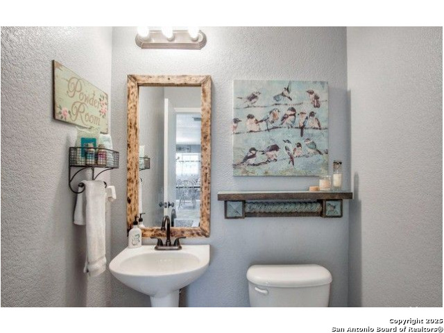 Image 10 of 19 For 4627 Stallion Cove