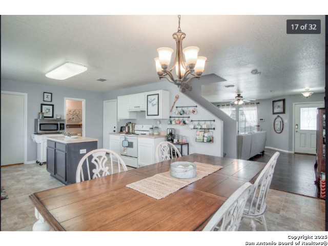 Image 18 of 19 For 4627 Stallion Cove