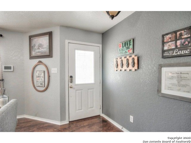 Image 4 of 19 For 4627 Stallion Cove
