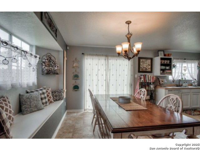 Image 9 of 19 For 4627 Stallion Cove