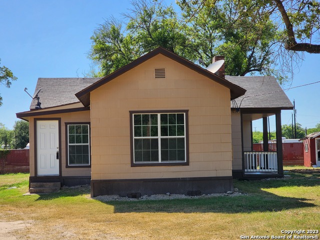 Image 2 of 22 For 20335 Campbellton Rd  1