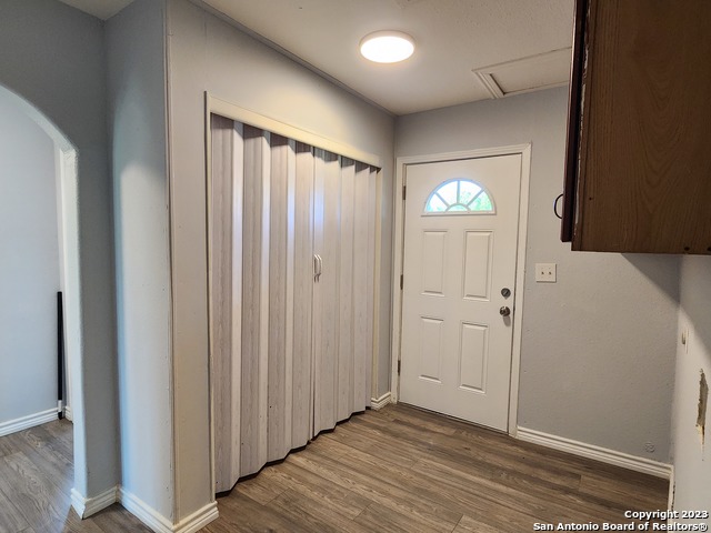 Image 9 of 22 For 20335 Campbellton Rd  1