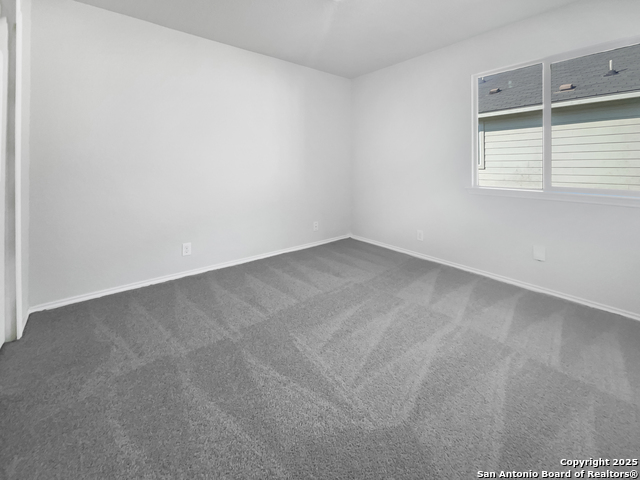 Image 11 of 17 For 611 Tom Kemp