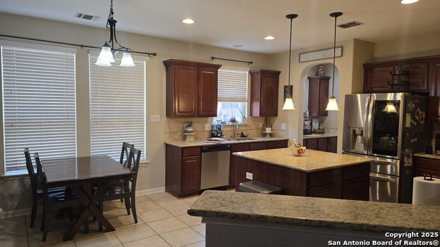 Image 5 of 17 For 5203 Roan Brk