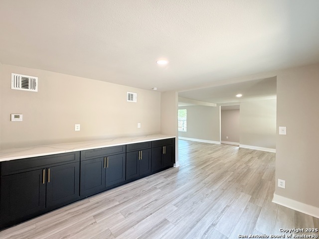 Image 14 of 30 For 312 Avondale