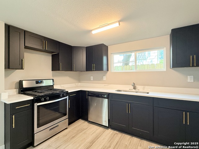 Image 9 of 30 For 312 Avondale