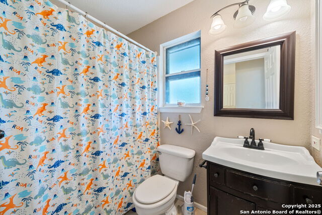 Listing photo id 15 for 5423 Timberhurst