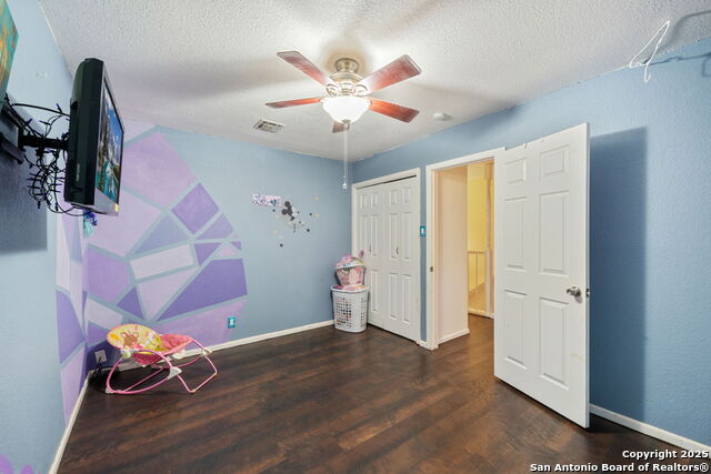 Listing photo id 18 for 5423 Timberhurst