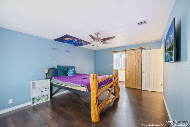 Listing photo id 20 for 5423 Timberhurst