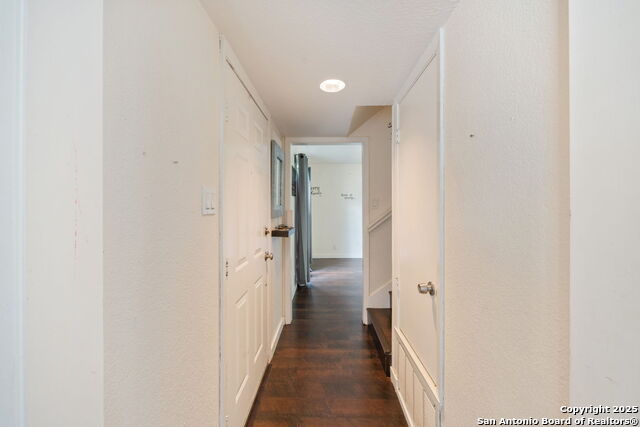 Listing photo id 2 for 5423 Timberhurst