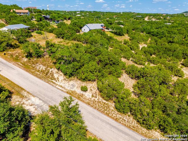 Listing photo id 8 for 325 La Paloma