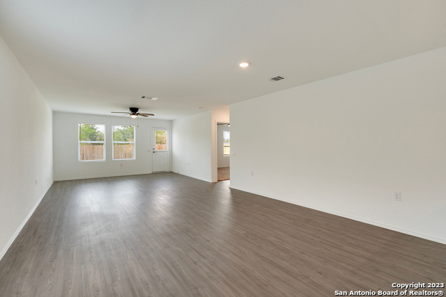 Image 4 of 31 For 4210 Artesian Belt